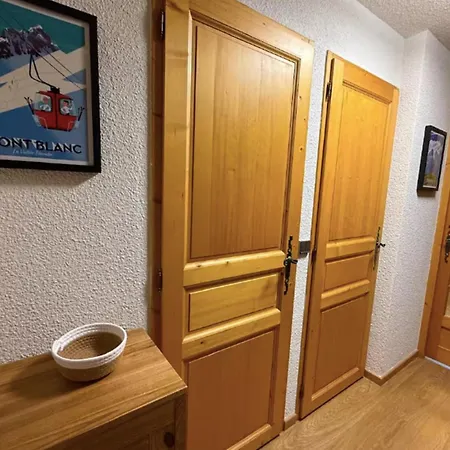 Renovated Flat With Mont Blanc's View Parking Apartament